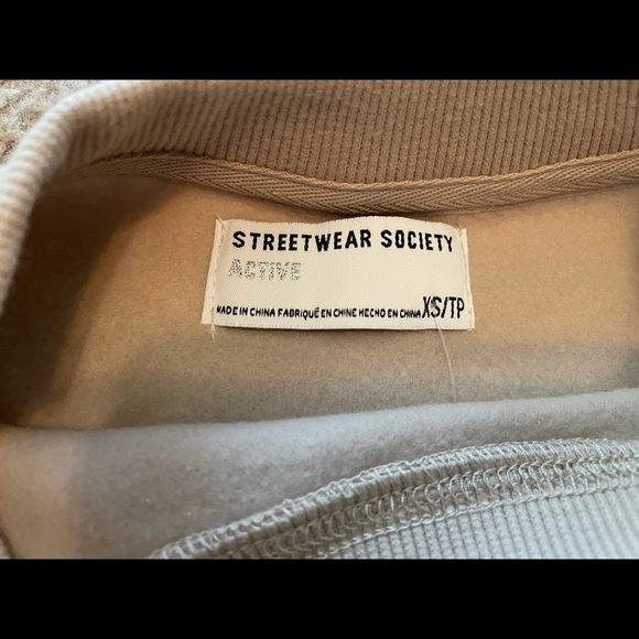Streetwear Society Good Vibes sweatshirt in beige - Picture 5 of 8
